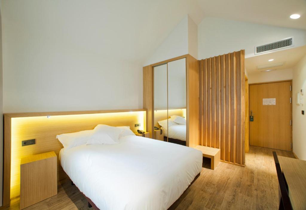 Hotel Araba Vitoria-Gasteiz Room photo